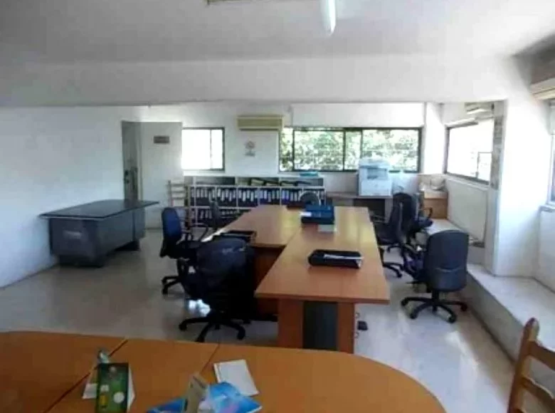 Commercial property 618 m² in Pafos, Cyprus