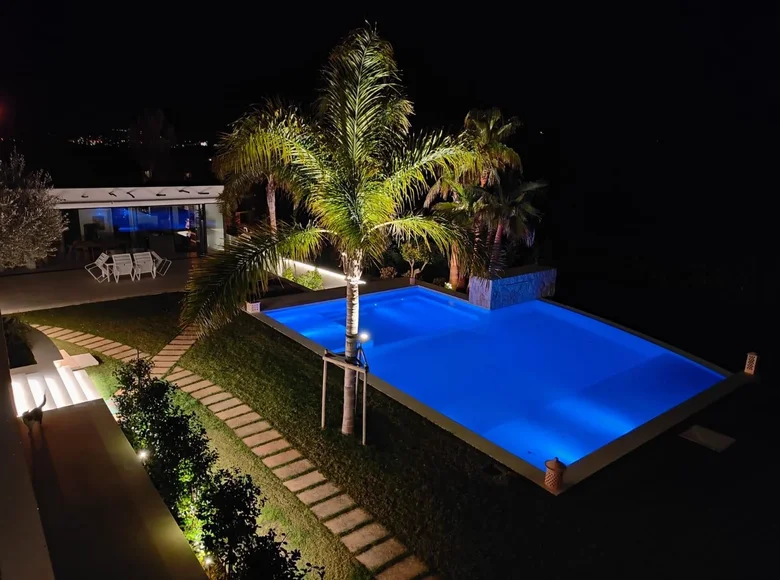 Zamek 5 pokojów 937 m² Santa Ponsa, Hiszpania