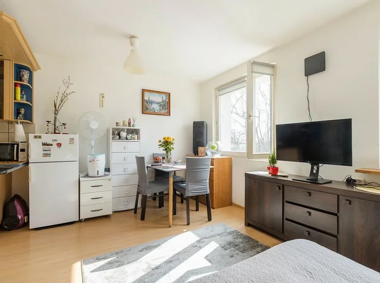 2 room apartment 26 m² Warsaw, Poland