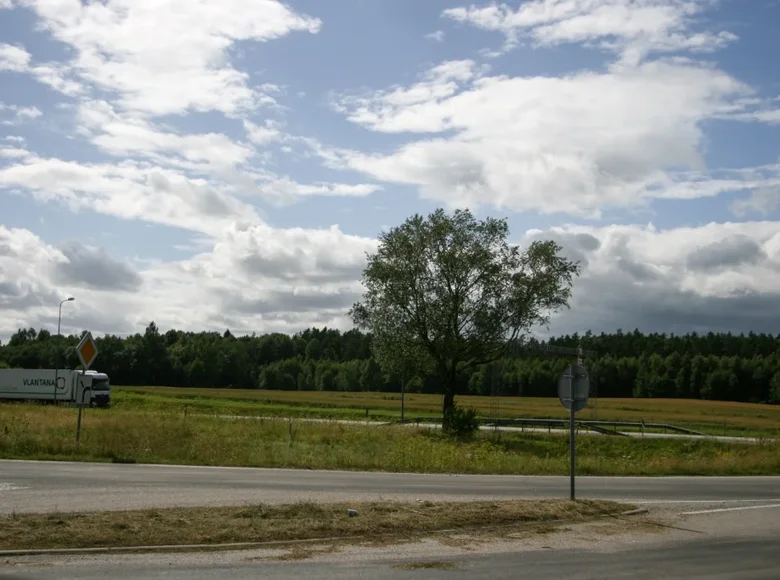 Nieruchomości inwestycyjne  Ekawa, Łotwa