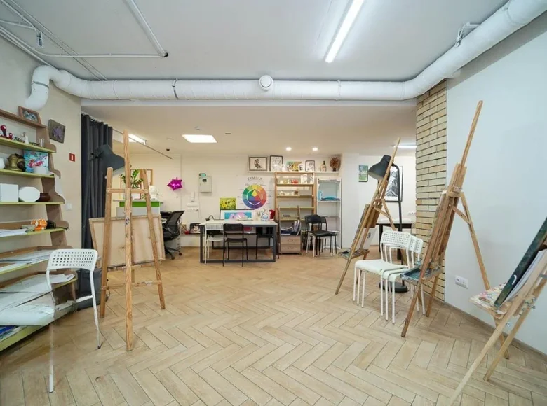 Pomieszczenie biurowe 74 m² Borowlany, Białoruś