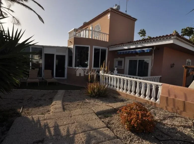 Wohnung 4 Schlafzimmer 300 m² Arona, Spanien