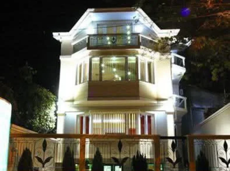 Hotel 410 m² Batumi, Georgien