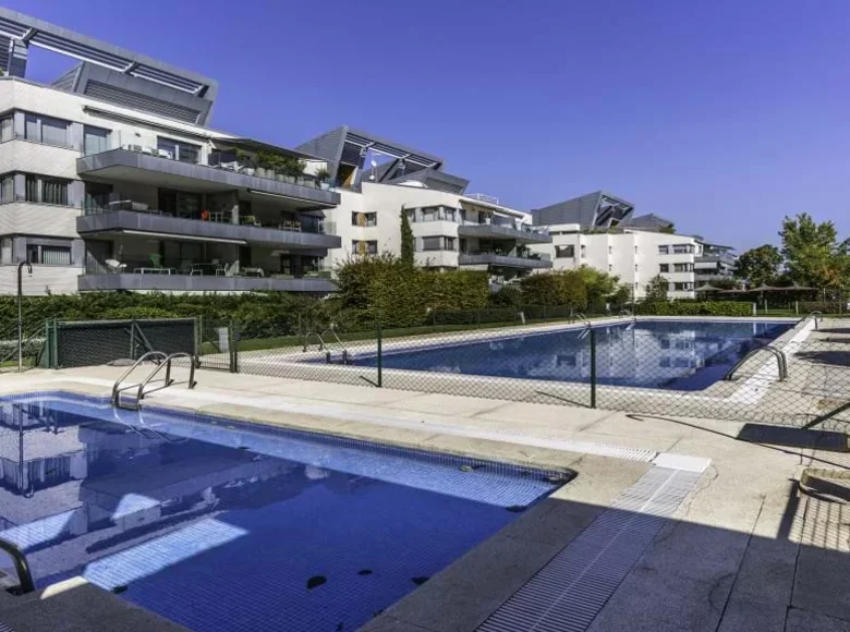 4 bedroom apartment  Majadahonda, Spain