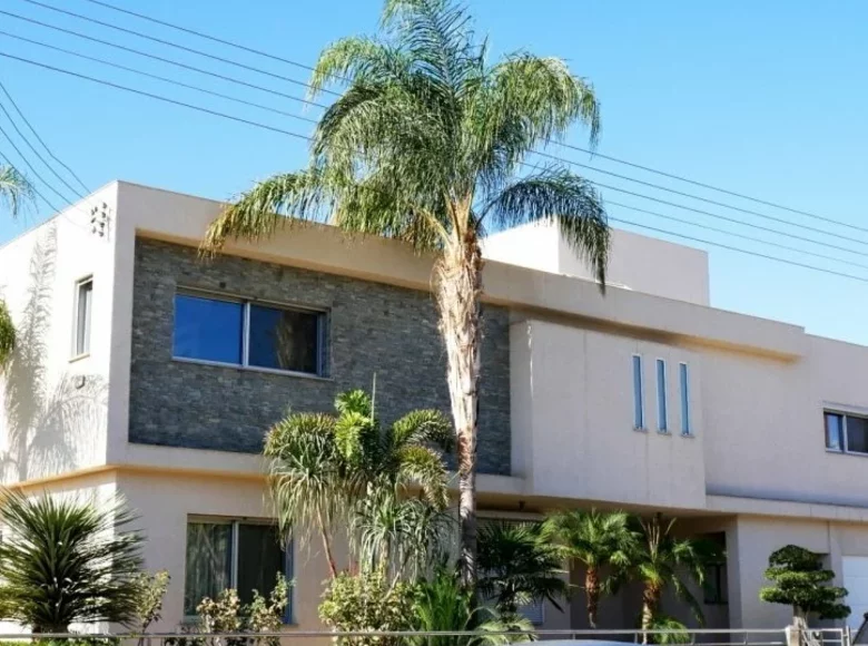 Dom 7 pokojów 650 m² Limassol District, Cyprus