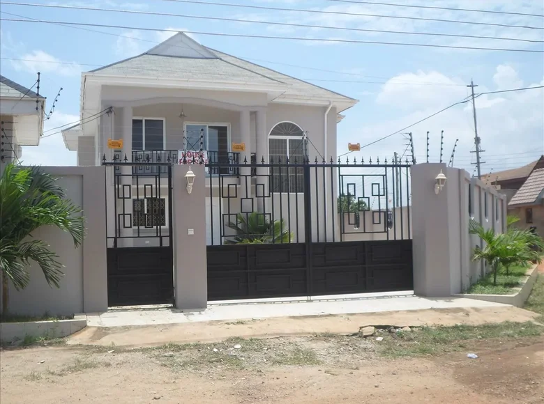 4 bedroom house  East Legon, Ghana