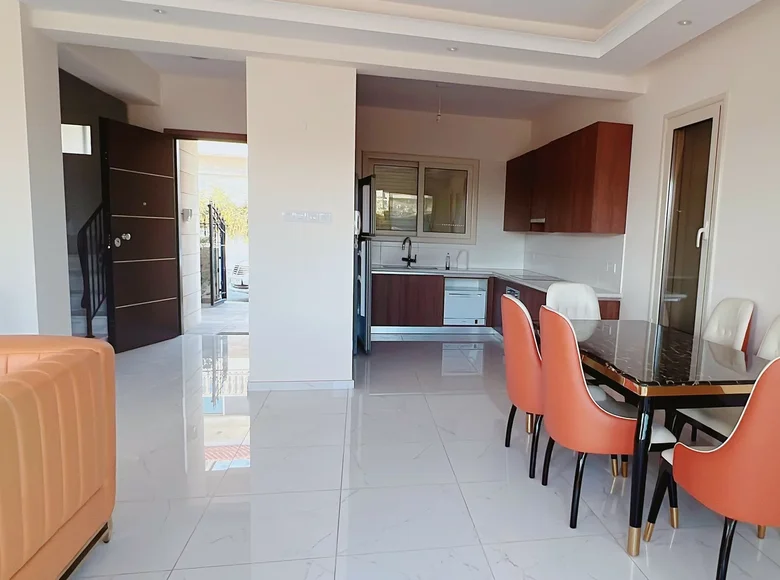 Casa 3 habitaciones 146 m² Comunidad Mouttayakas, Chipre