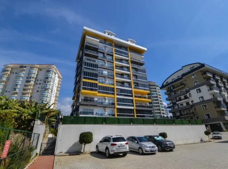 Mieszkanie 5 pokojów 260 m² Mediterranean Region, Turcja