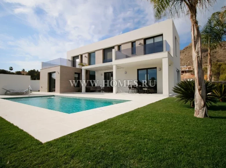 3 bedroom villa 340 m² Benidorm, Spain
