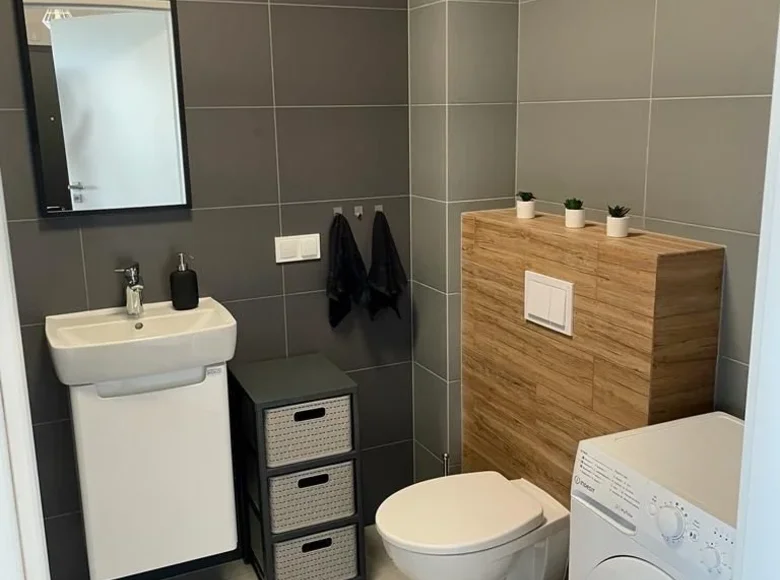 1 room apartment 32 m² Poznan, Poland