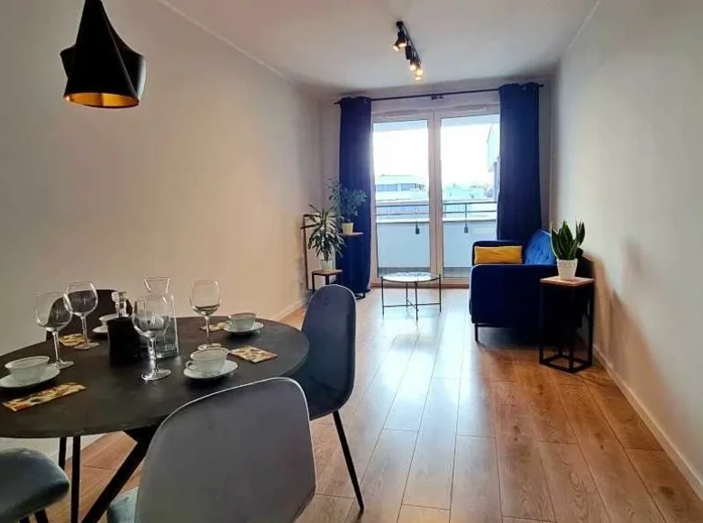 Mieszkanie 3 pokoi 68 m² w Kraków, Polska