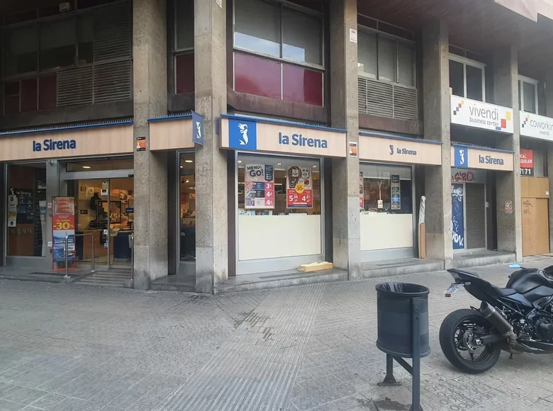 Nieruchomości komercyjne 195 m² Barcelones, Hiszpania