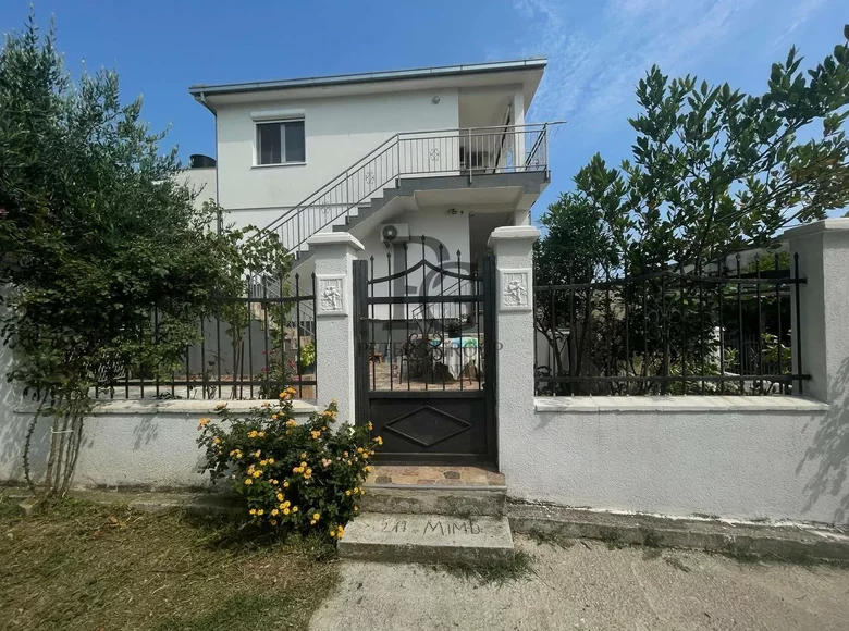 5 bedroom house 160 m² Zgrade, Montenegro