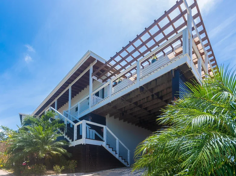 3 bedroom house 288 m² Roatan, Honduras