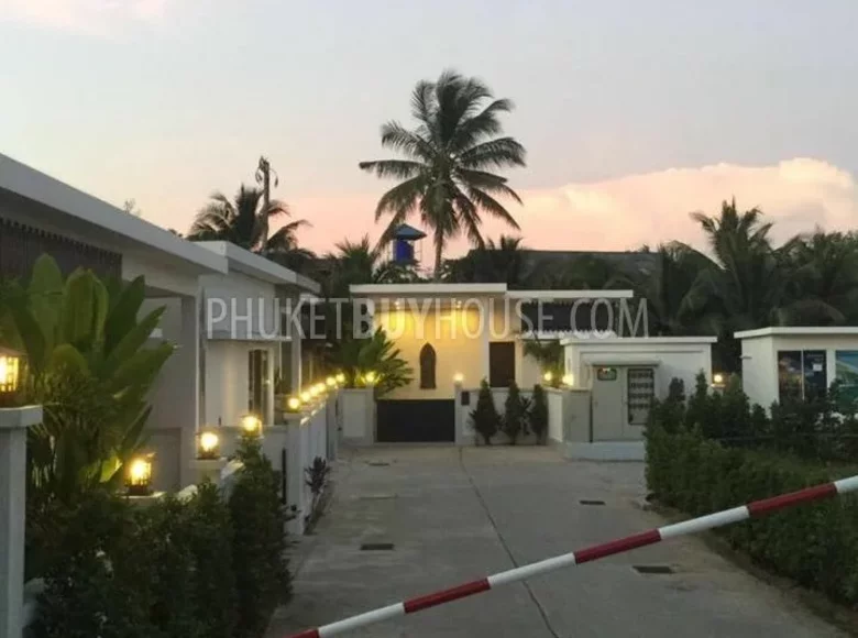 Villa de tres dormitorios 96 m² Phuket, Tailandia