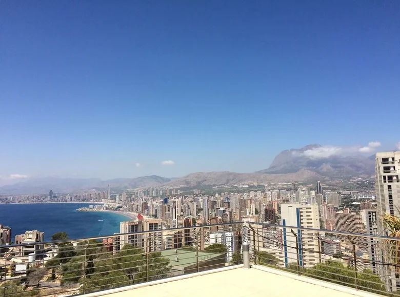 Villa de 5 habitaciones 900 m² Benidorm, España