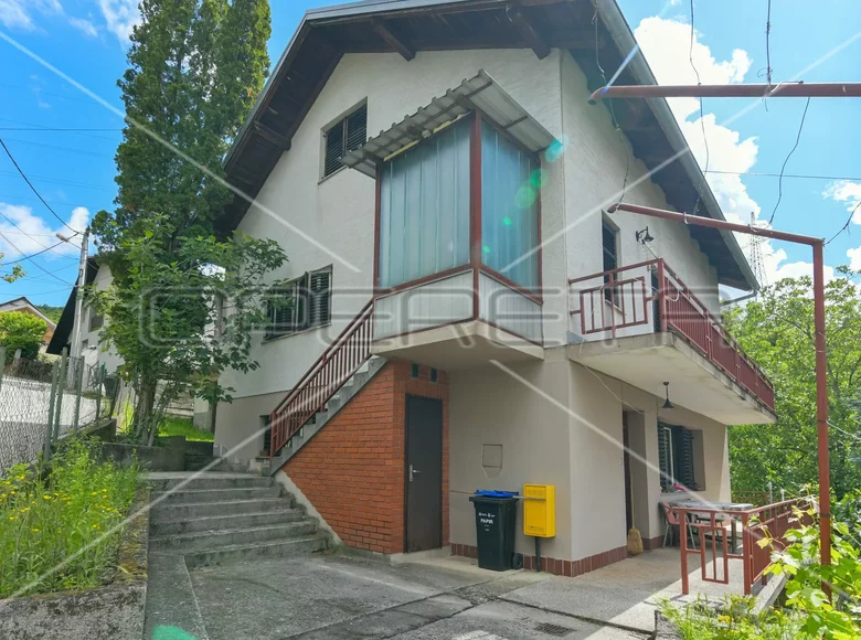 Casa 4 habitaciones 220 m² Zagreb, Croacia