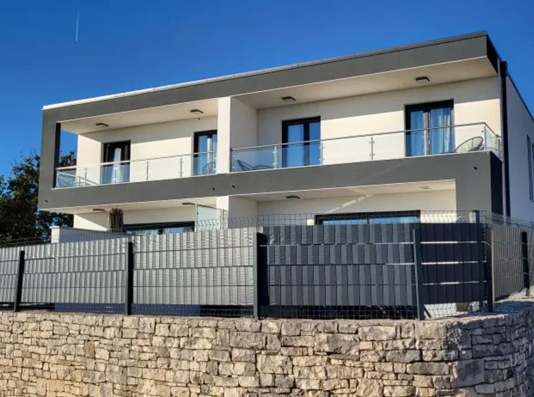 Duplex 6 bedrooms  Kanfanar, Croatia