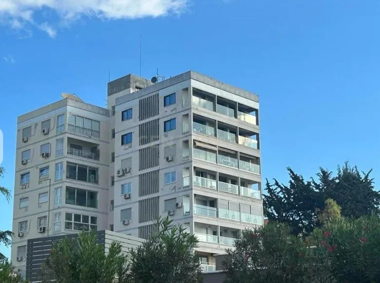 Mieszkanie 2 pokoi 100 m² Społeczność St. Tychon, Cyprus