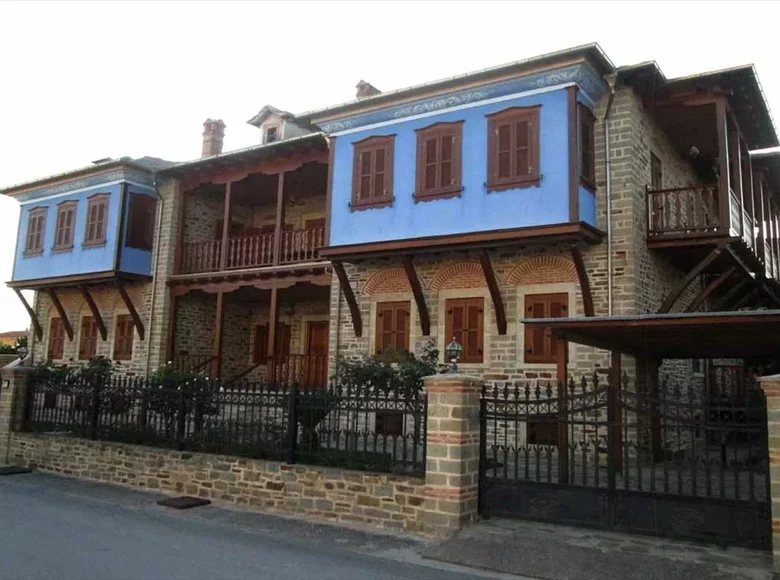 6 bedroom villa 700 m² Ierissos, Greece