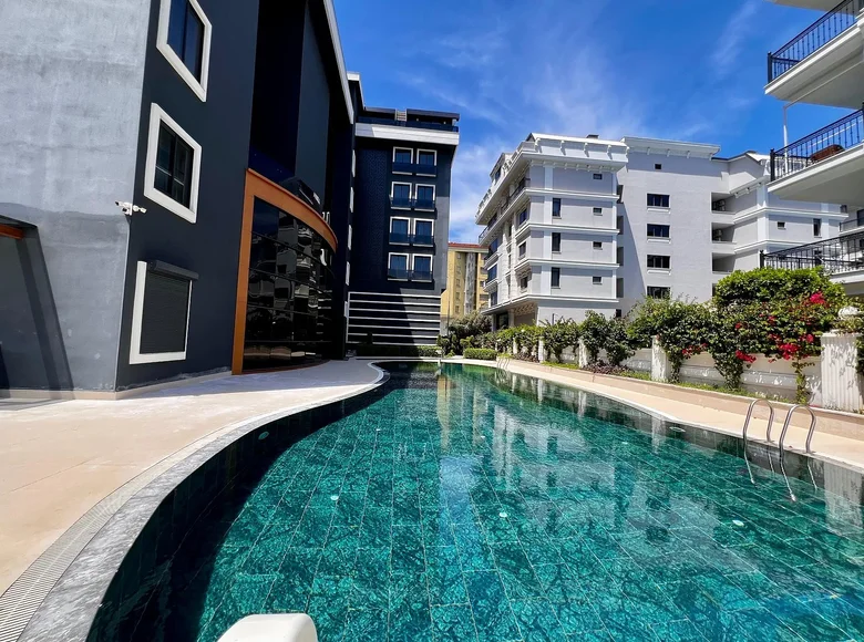 3 bedroom apartment 160 m² Muratpasa, Turkey