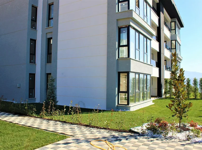 Mieszkanie 4 pokoi 148 m² Kumla, Turcja