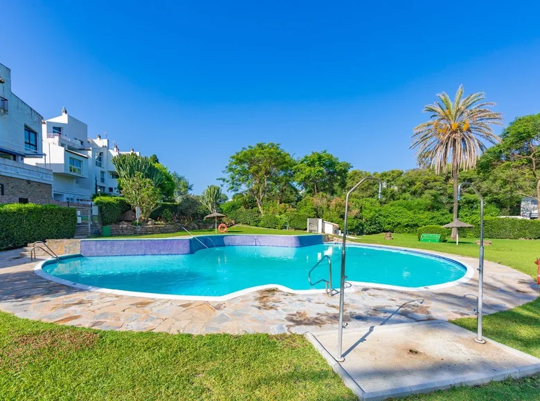2 bedroom apartment 62 m² Estepona, Spain