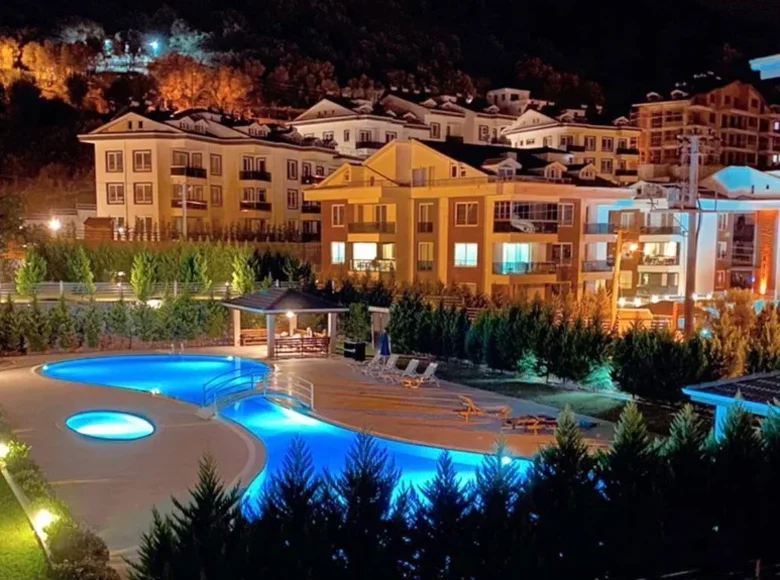 Appartements à plusieurs niveaux 3 chambres 140 m² Fethiye, Turquie