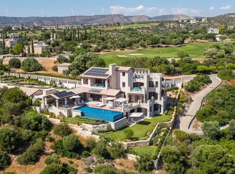 6 bedroom house 532 m² Kouklia, Cyprus