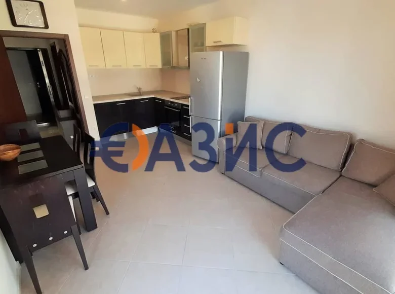 Квартира 3 комнаты 70 м² Несебр, Болгария