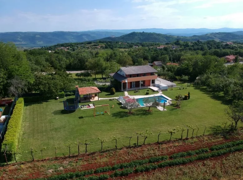 Villa 4 chambres 250 m² Umag, Croatie