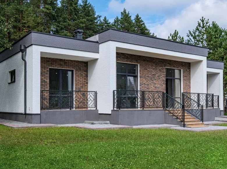 Dom 4 pokoi 149 m² w Mińsk, Białoruś