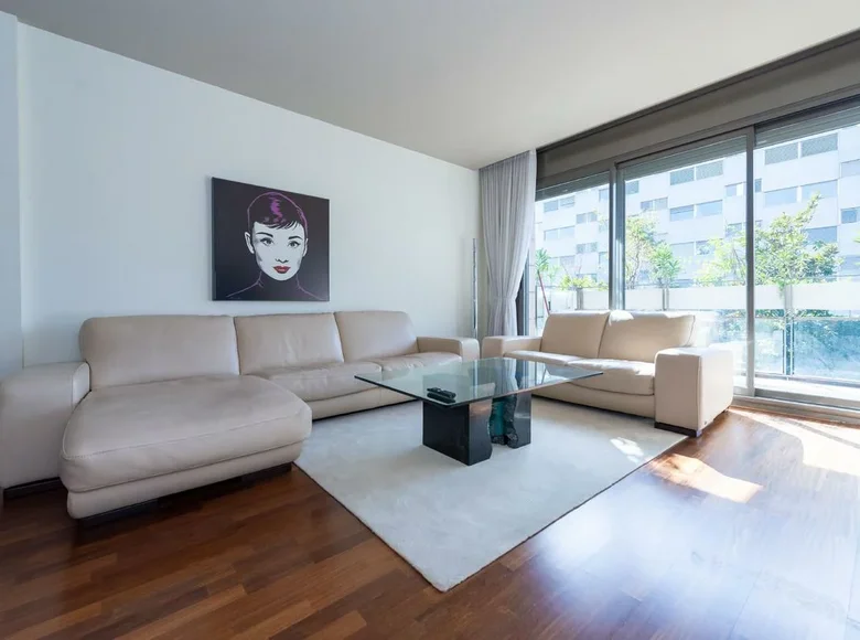 3 bedroom apartment 130 m² Barcelona, Spain