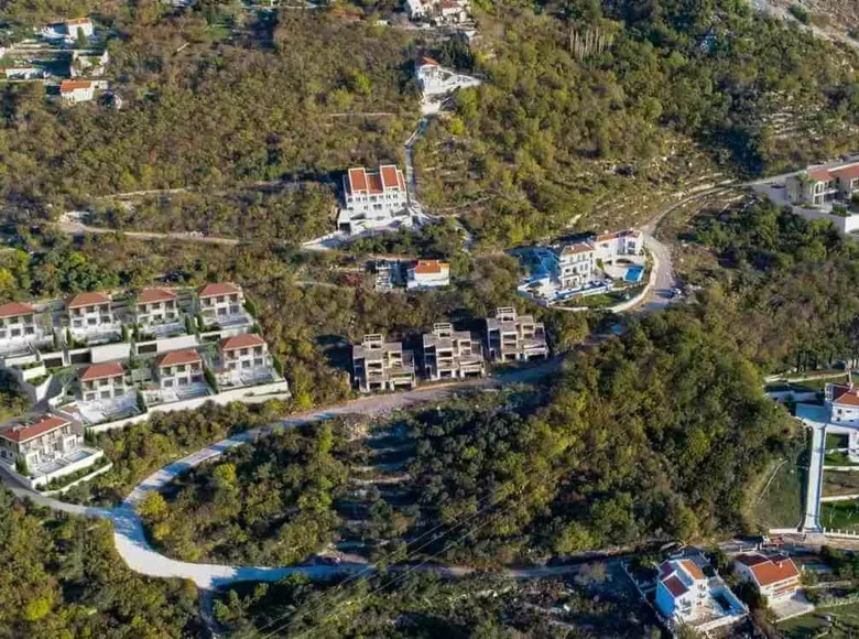 Grundstück 1 560 m² Blizikuce, Montenegro