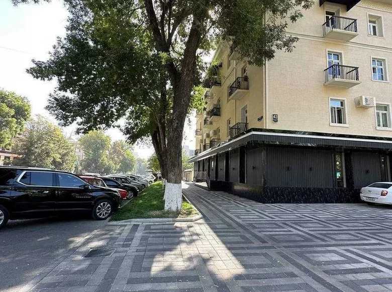 Idora 305 m² Toshkent