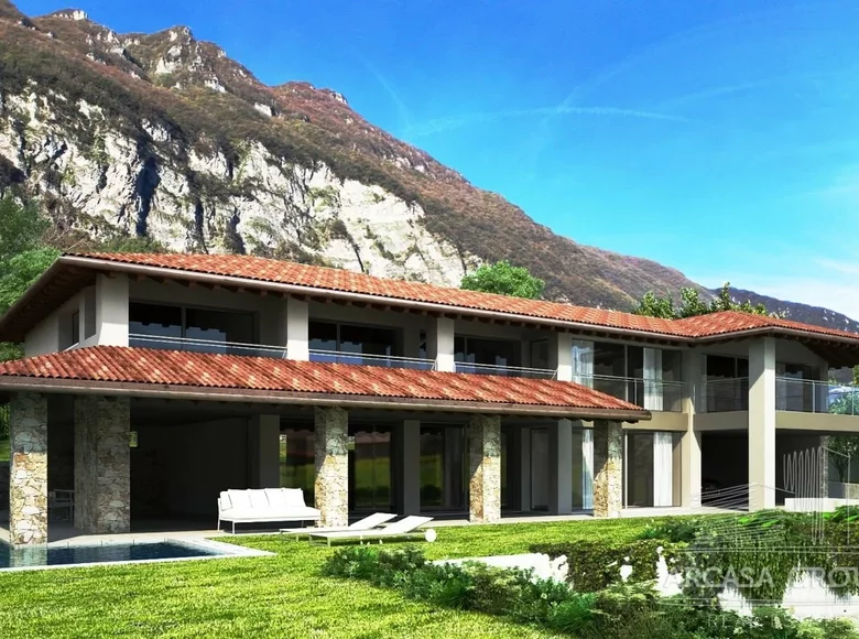 Villa de tres dormitorios 382 m² Tremezzina, Italia