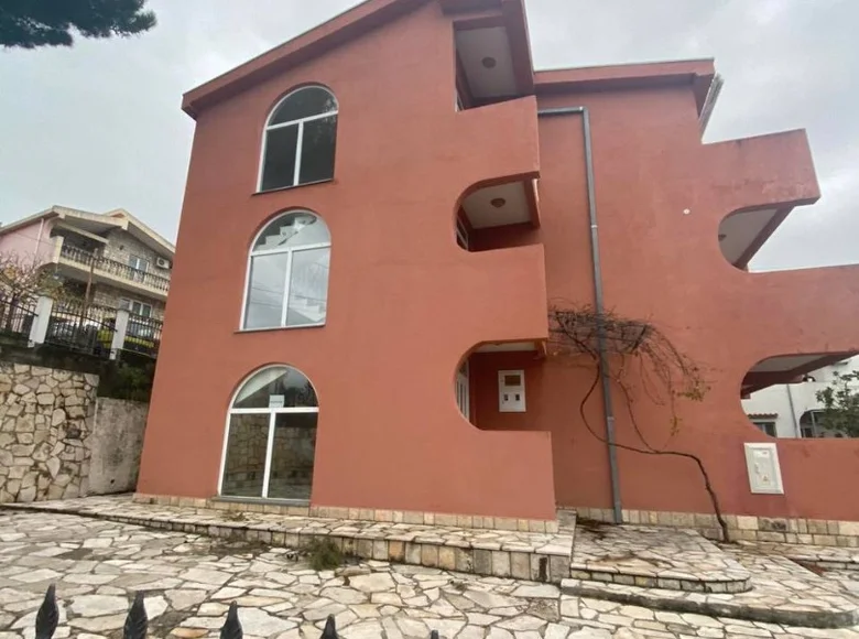 Casa 7 habitaciones 274 m² Montenegro, Montenegro