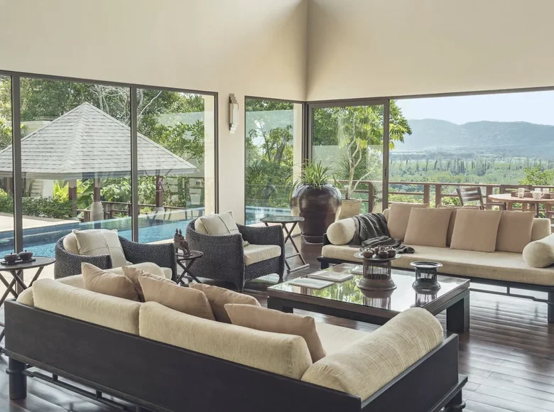 Haus 3 Schlafzimmer 360 m² Phuket, Thailand