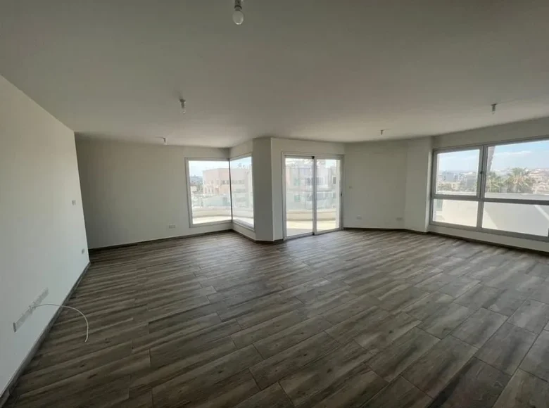 Apartamento 3 habitaciones 142 m² Larnaca, Chipre