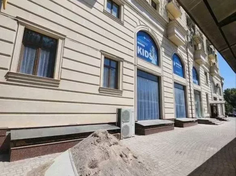 Коммерческое помещение 800 м² Ташкент, Узбекистан