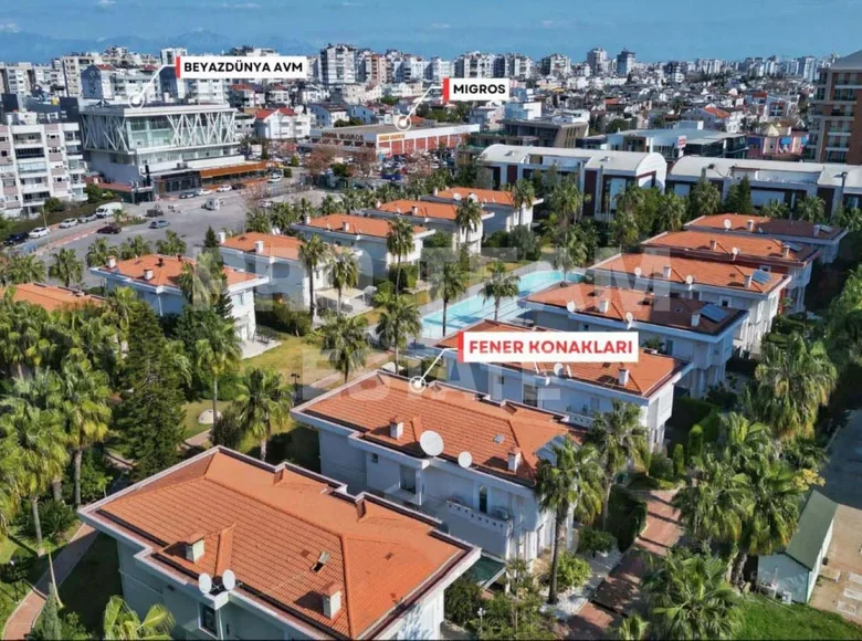 Villa de 6 habitaciones 450 m² Muratpasa, Turquía