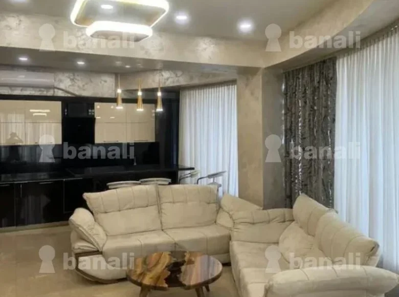 Apartamento 4 habitaciones 140 m² Ereván, Armenia