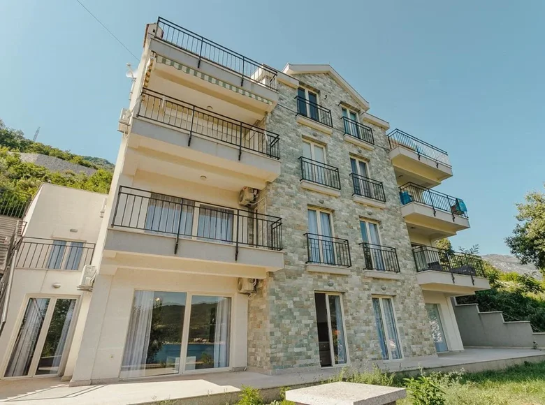2 bedroom apartment 96 m² Josice, Montenegro
