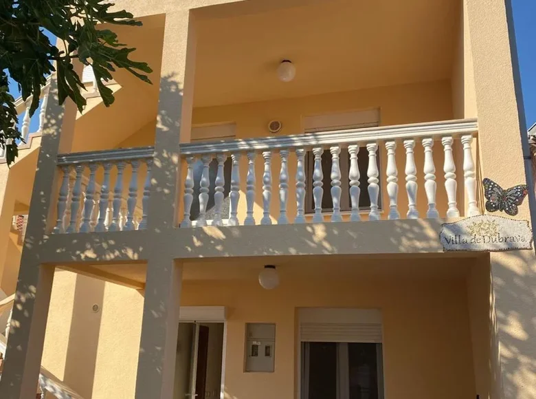 Haus 6 zimmer 197 m² Pecurice, Montenegro