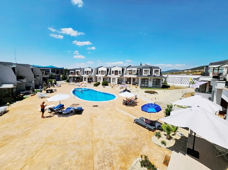 2 bedroom apartment 96 m² Nesebar, Bulgaria