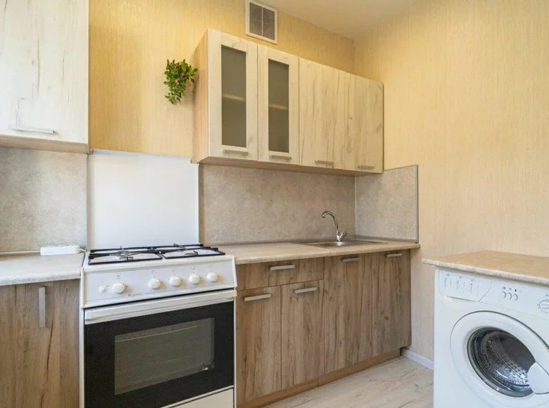 Mieszkanie 2 pokoi 45 m² Mińsk, Białoruś