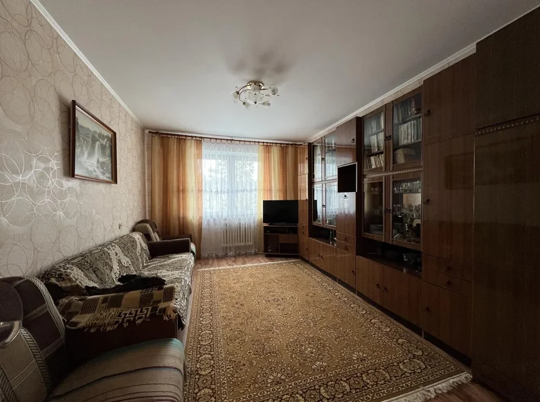 3 room apartment 68 m² Barysaw, Belarus