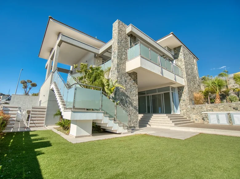 Haus 3 Schlafzimmer 376 m² Limassol, Zypern