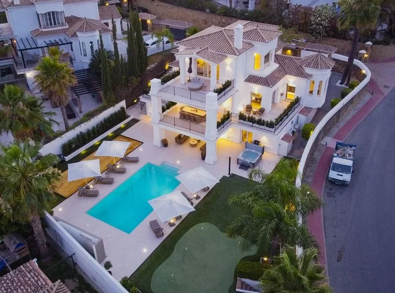 Maison 6 chambres 404 m² San Pedro Alcantara, Espagne