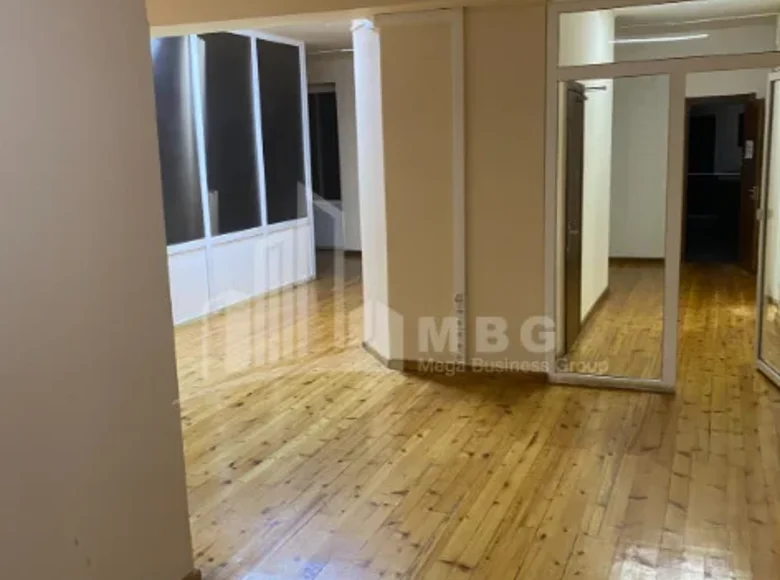 Commercial property 330 m² in Tbilisi, Georgia